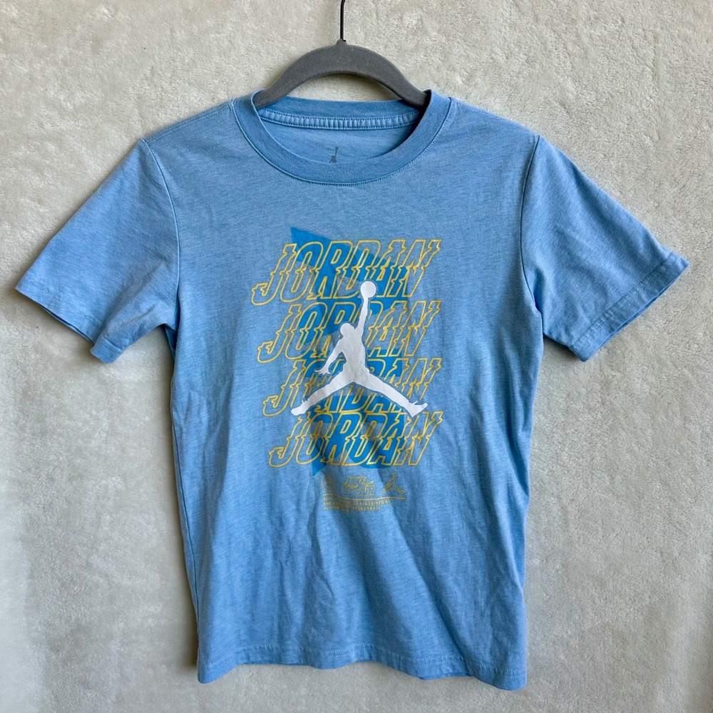 Nike Air Jordan Youth T-Shirt Blue Yellow Multi Jumpman Logo Graphic Tee Retro M